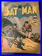 Batman-15-DC-Golden-Age-1943-Catwoman-new-costume-Batman-gun-cover-01-ikj