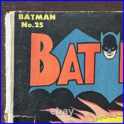 Batman #25 (1944) 1st Villain Team Up Penguin and Joker