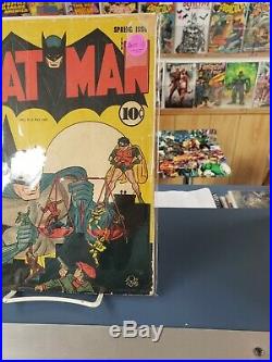 Batman #5 Golden Age. Beautiful Raw Copy. 79 Years Old