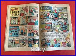 Captain Marvel # 42 (1945 Fawcett) Christmas Cover -vintage Golden-age Comic