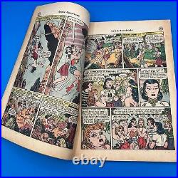 Comic Cavalcade #28 (1948) Wonder Woman Green Lantern The Flash GOLDEN AGE DC