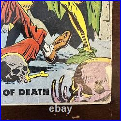 Out of the Shadows #6 (1952) PCH! Golden Age Horror! Hanging Panel! Skulls
