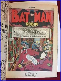 Rare 1945 Golden Age Batman #27 Season's Greetings Santa Christmas Issue Nice