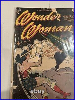 Wonder Woman #32 1944! Rare Golden Age Wonder Woman
