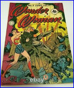 Wonder Woman #5 Golden Age DC Superhero Comic 1943