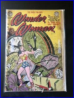 Wonder woman Comic No. 46 Golden Age